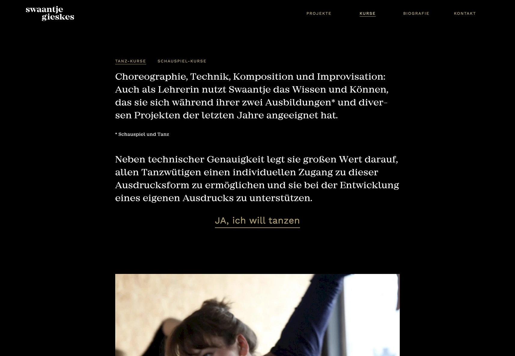 Tablet mockup: second project or course page in the portfolio